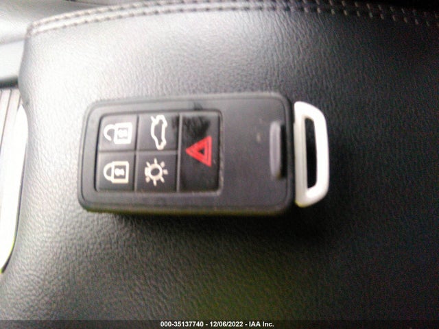 Volvo V60 2016 YV140MEK2G1288623 Image 3