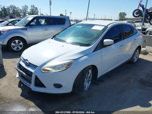 Ford FOCUS SE 2014 1FADP3F28EL413772 Image 2