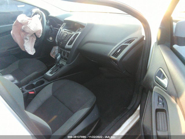 Ford FOCUS SE 2014 1FADP3F28EL413772 Image 5