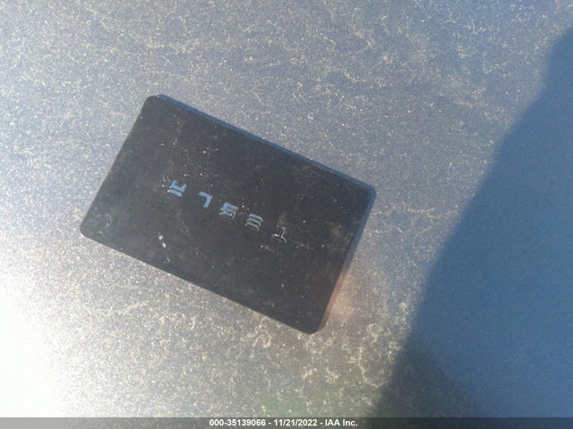Tesla Model Y 2020 5YJYGDEF3LF001121 Image 10