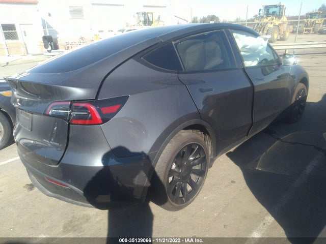 Tesla Model Y 2020 5YJYGDEF3LF001121 Image 3
