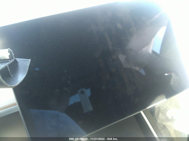 Tesla Model Y 2020 5YJYGDEF3LF001121 Image 6