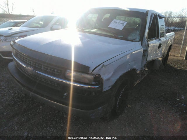 2000 CHEVROLET SILVERADO 1500 LS VIN: 2GCEC19T8Y1359953