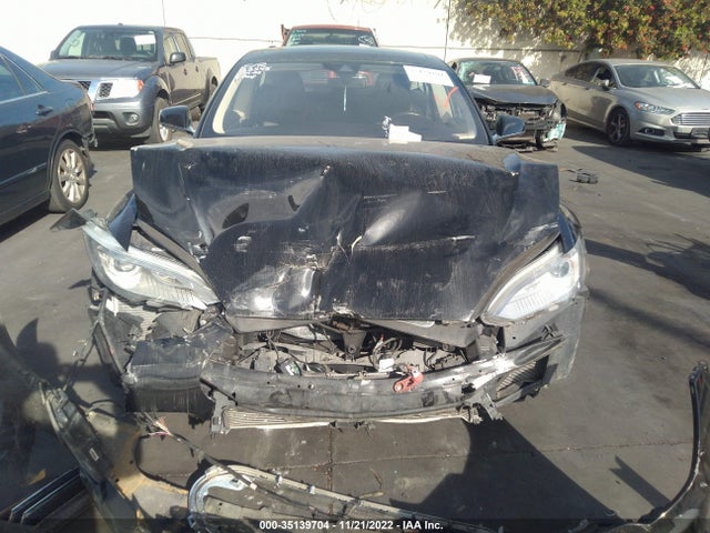 2015 Tesla Model S, VIN: 5YJSA1S21FF086293