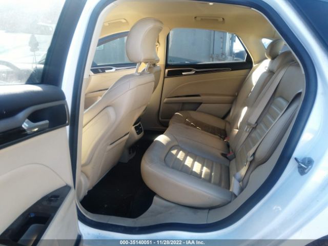 3FA6P0HD8FR163667 Ford FUSION SE