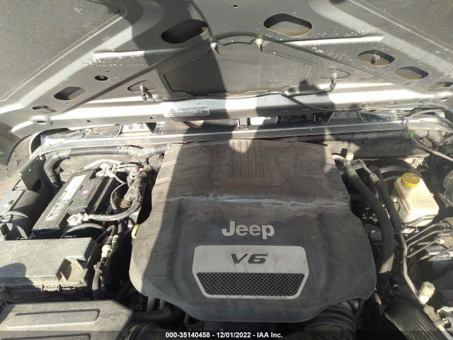 2015 Jeep Wrangler, VIN: 1C4BJWDG2FL702196
