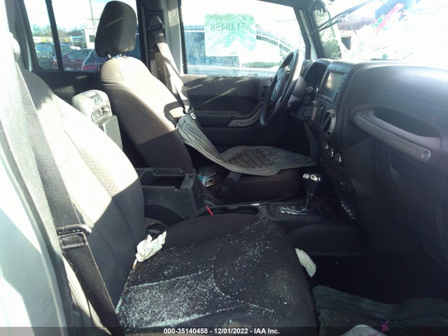 2015 Jeep Wrangler, VIN: 1C4BJWDG2FL702196