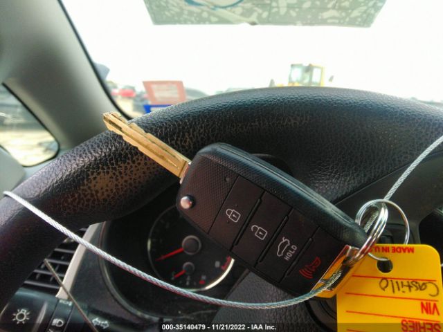 3KPFK4A76JE225863 KIA FORTE LX