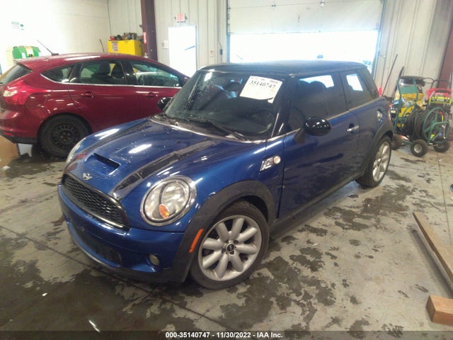 2007 MINI COOPER HARDTOP S VIN: WMWMF73557TT80233
