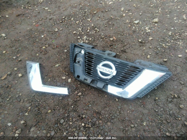 Nissan ROGUE SV 2017 5N1AT2MT5HC766114 Image 11