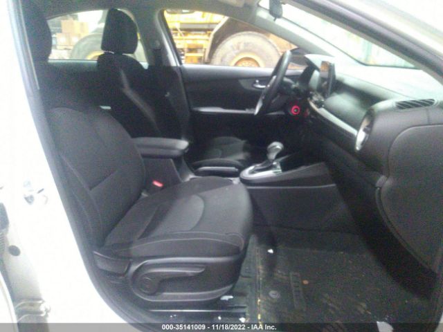 3KPF24AD7ME394378 KIA Forte Lxs