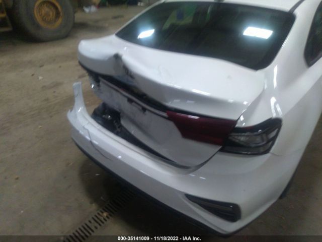 3KPF24AD7ME394378 KIA Forte Lxs