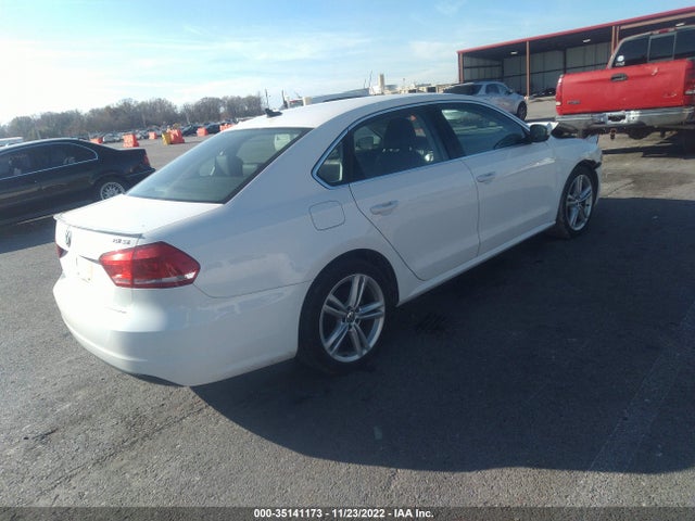 1VWBV7A34FC057169 Volkswagen Passat 2.0l Tdi Se W/sunroof