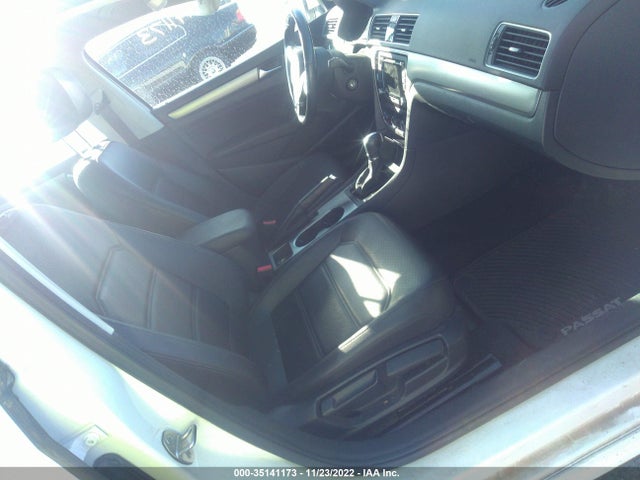 1VWBV7A34FC057169 Volkswagen Passat 2.0l Tdi Se W/sunroof