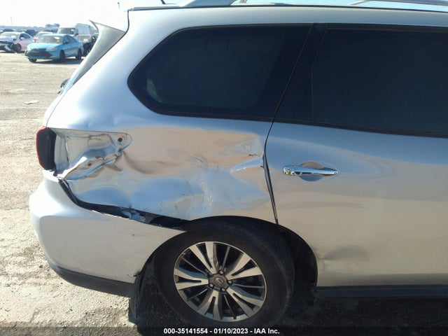 2018 Nissan Pathfinder, VIN: 5N1DR2MN5JC666288