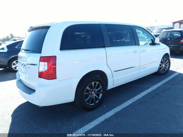 2016 Chrysler Town & Country, VIN: 2C4RC1HGXGR127585