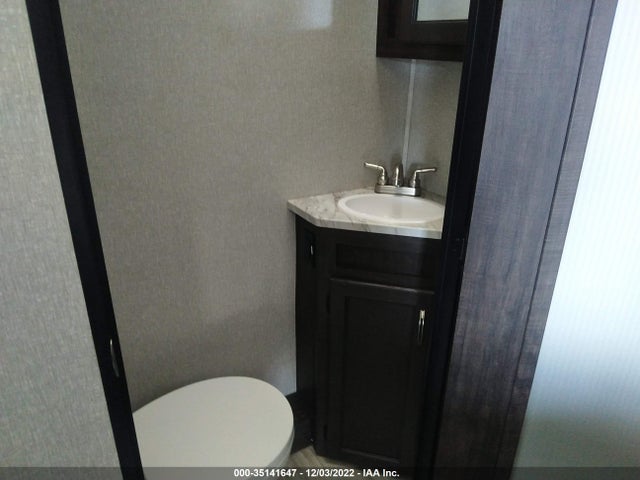 2021 FOREST RIVER BROOKSTONE VIN: 5ZT3BKZB5MA327192