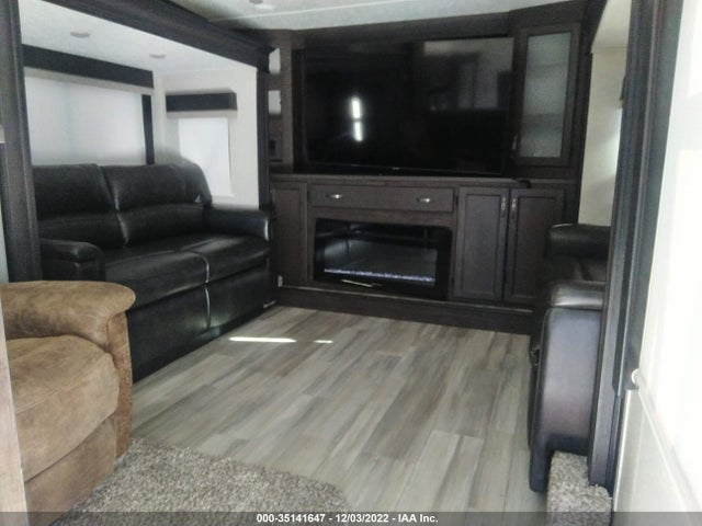 2021 FOREST RIVER BROOKSTONE VIN: 5ZT3BKZB5MA327192