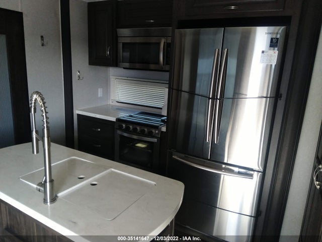 2021 FOREST RIVER BROOKSTONE VIN: 5ZT3BKZB5MA327192