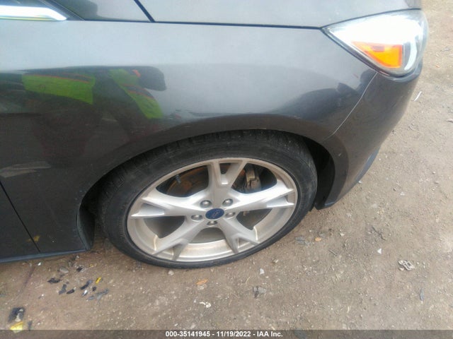 2016 Ford Focus, VIN: 1FADP3N26GL406811