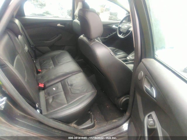2016 Ford Focus, VIN: 1FADP3N26GL406811