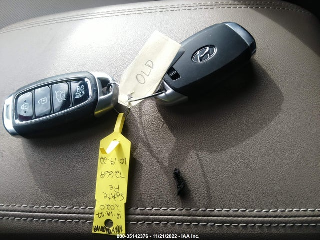 2020 Hyundai Santa Fe, VIN: 5NMS33AD3LH254227
