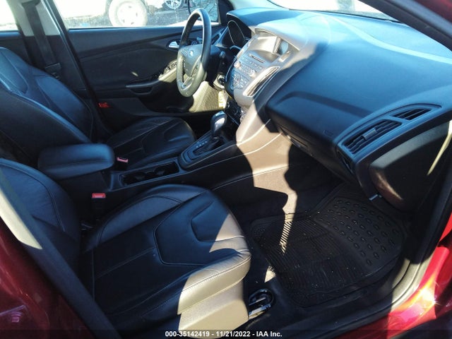 Ford FOCUS SE 2016 1FADP3K27GL206055 Image 5
