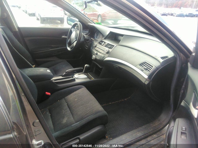 2011 HONDA ACCORD SDN LX VIN: 1HGCP2F38BA143931