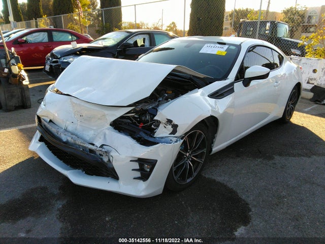 2020 Toyota 86, VIN: JF1ZNAE17L8752029