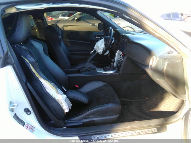 2020 Toyota 86, VIN: JF1ZNAE17L8752029