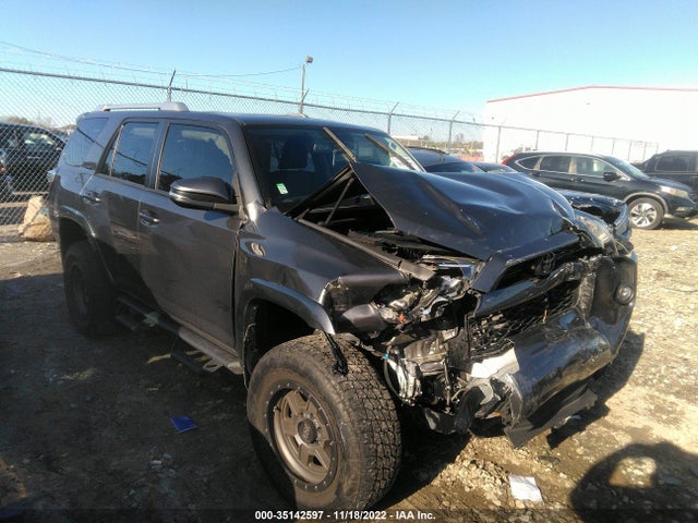 2017 Toyota 4Runner, VIN: JTEBU5JR4H5451532