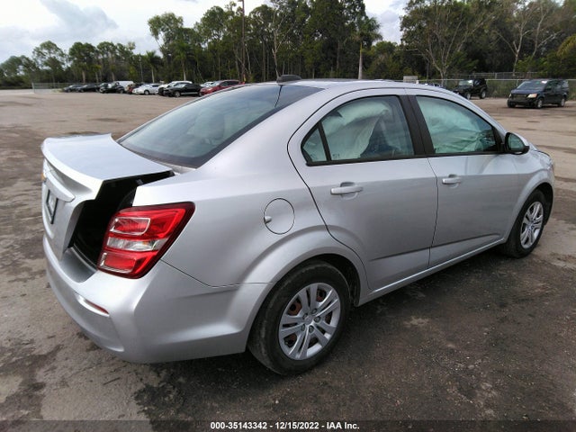 2017 Chevrolet Sonic, VIN: 1G1JB5SH0H4138312