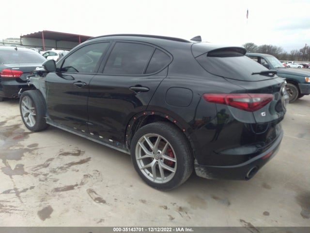 ZASFAKNN2J7B89421 Alfa Romeo Stelvio Ti Sport