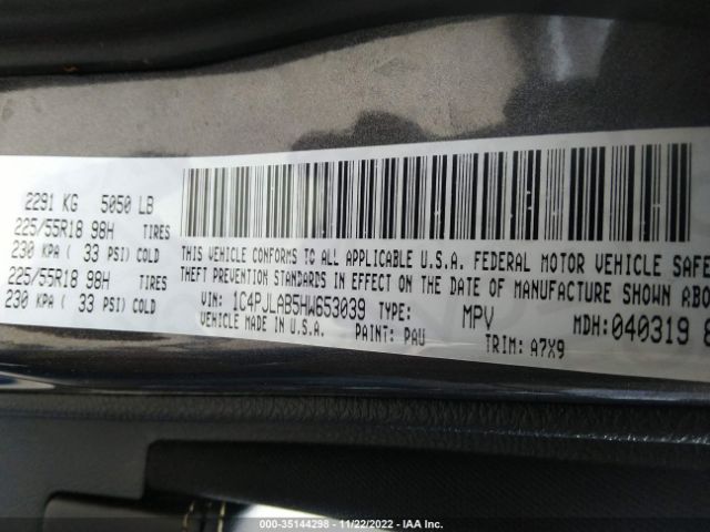 1C4PJLAB5HW653039 Jeep Cherokee Sport