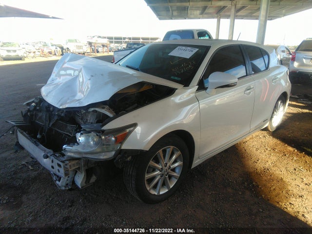 Lexus Ct 200h Hybrid 2013 JTHKD5BH5D2137103 Image 2
