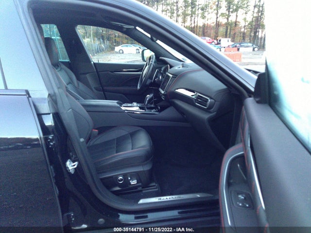 2021 Maserati Levante, VIN: ZN661XUS6MX370750