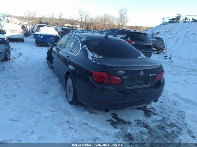 BMW 5 Series 535i Xdrive 2013 WBAFU7C5XDDU68666 Image 3