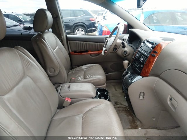 2010 TOYOTA SIENNA XLE VIN: 5TDYK4CC2AS294638