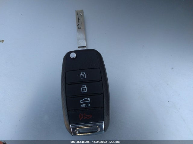 2018 Kia Optima, VIN: 5XXGT4L36JG253102