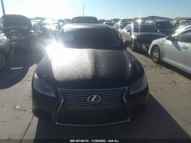 2015 Lexus LS, VIN: JTHBL5EF2F5138174