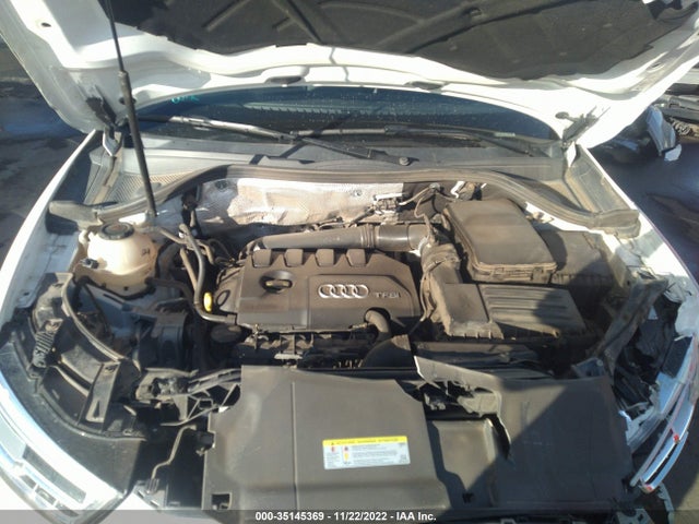 WA1JCCFS3JR014598 Audi Q3 Premium Plus
