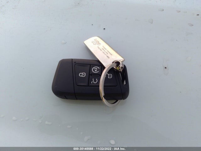 3VV2X7B23NM074031 Volkswagen TAOS SEL