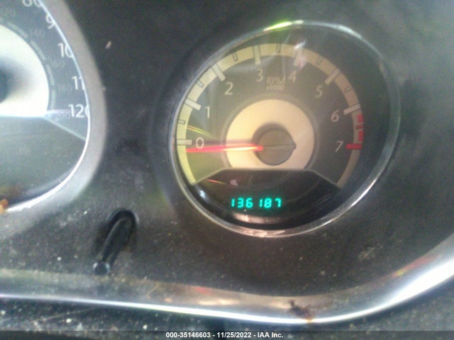 Chrysler 200 2012 1C3CCBAB9CN179697 Image 8