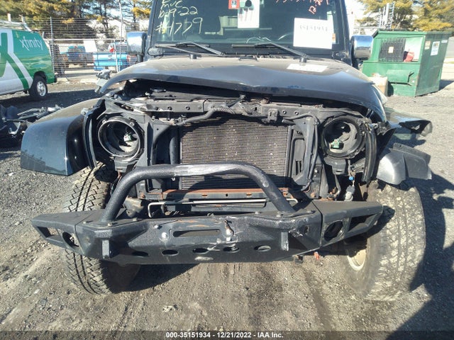 2011 JEEP WRANGLER SAHARA VIN: 1J4GA5D17BL627284