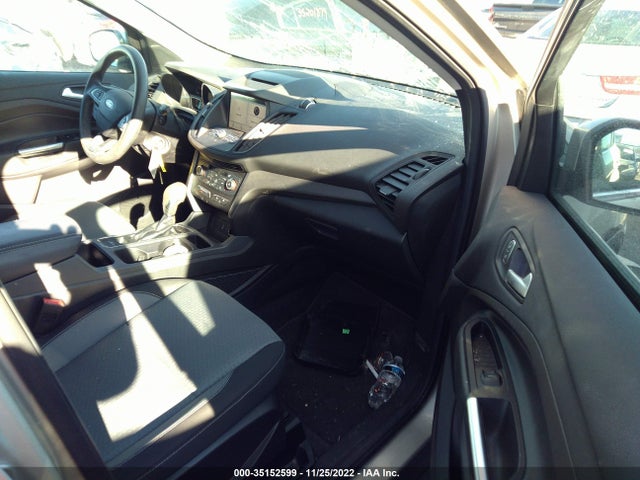 2018 Ford Escape, VIN: 1FMCU9GD4JUB60127