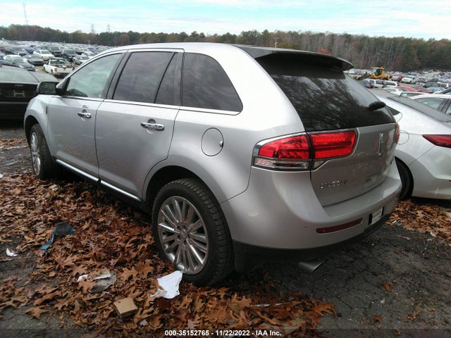 Lincoln MKX 2011 2LMDJ6JK8BBJ25735 Image 4