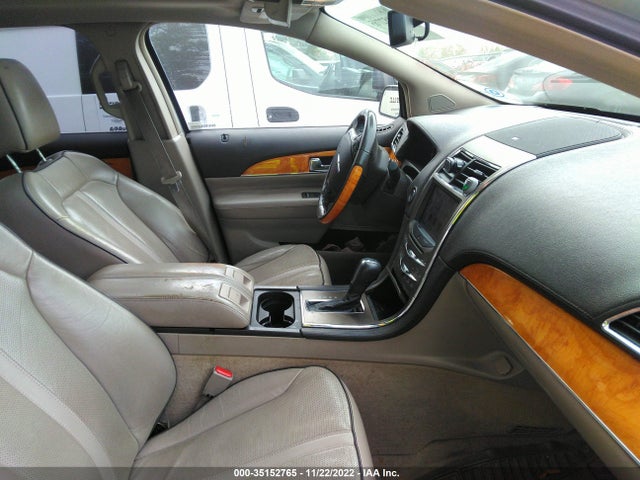 Lincoln MKX 2011 2LMDJ6JK8BBJ25735 Image 6