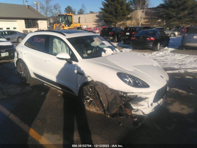 2018 Porsche Macan, VIN: WP1AA2A54JLB25640