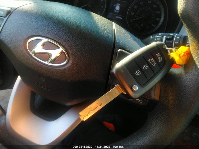 2021 Hyundai Kona, VIN: KM8K12AA1MU624070