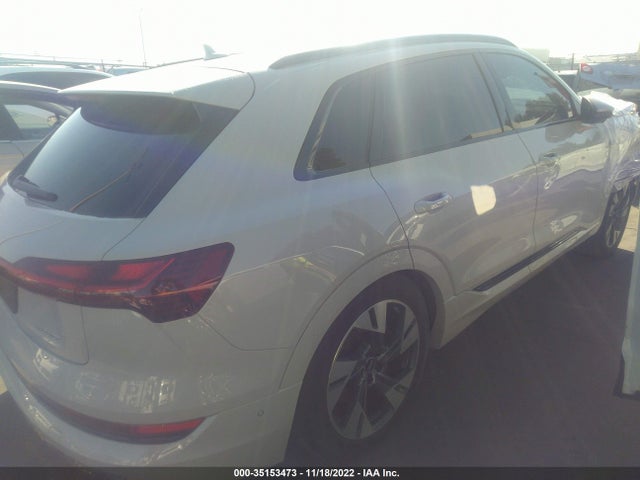2022 Audi e-tron, VIN: WA1AAAGE5NB011946